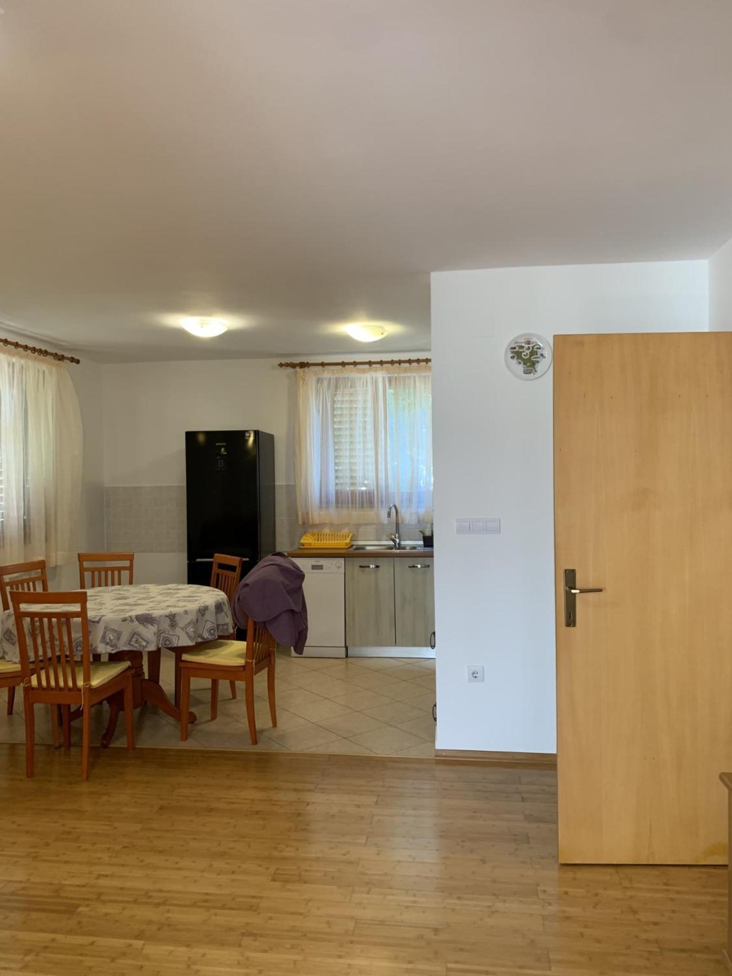 Apartments Milan بيروغ المظهر الخارجي الصورة