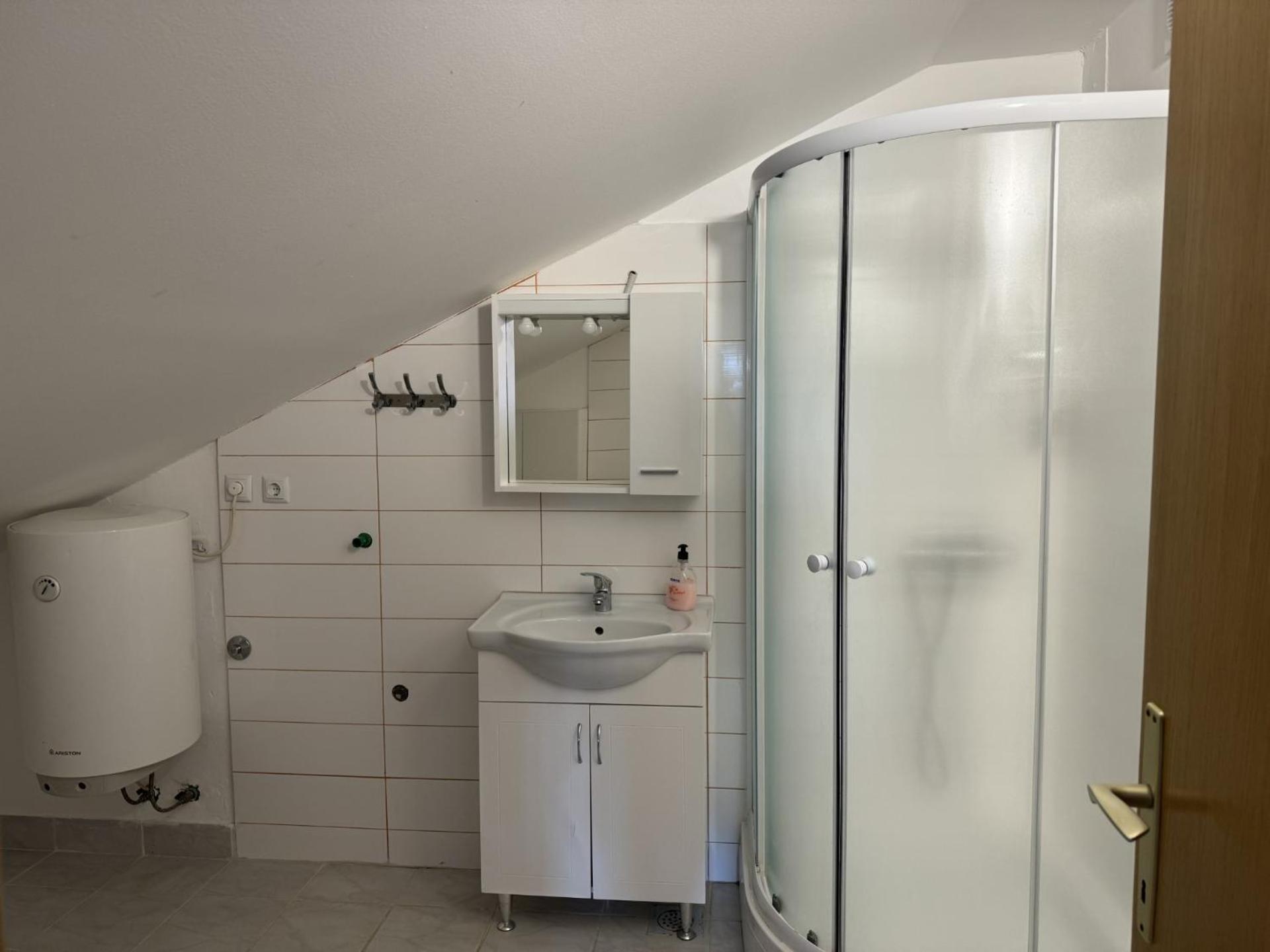 Apartments Milan بيروغ الغرفة الصورة